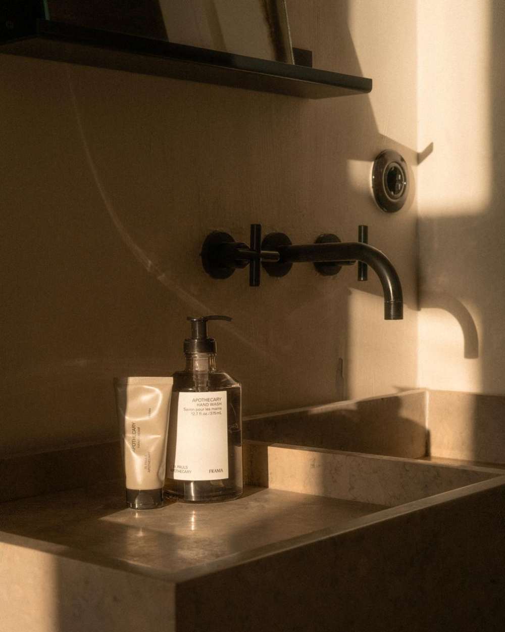 Hand Cream Tube - Apothecary