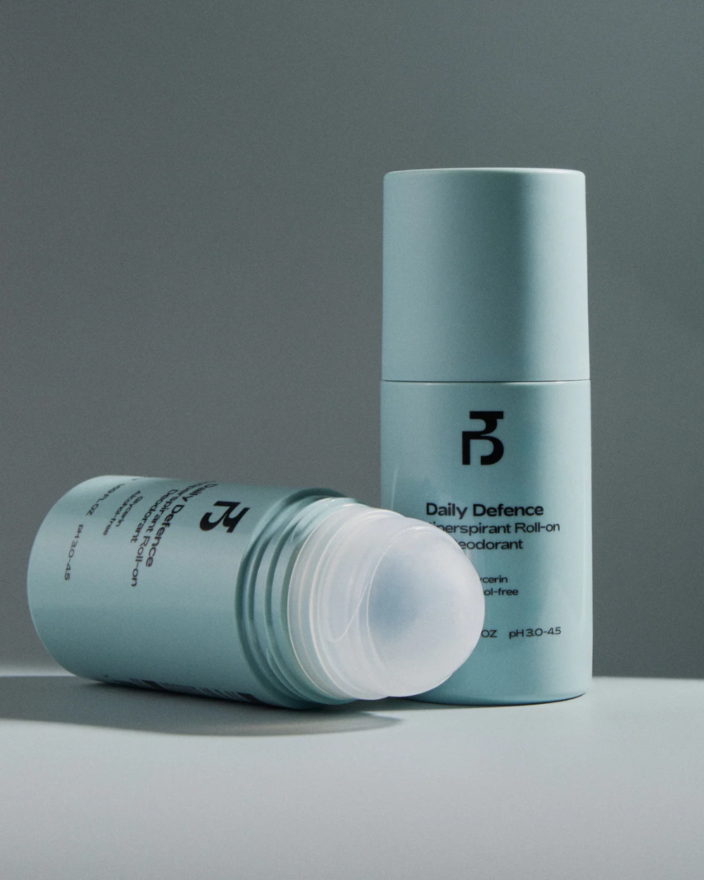 Daily Defence Antiperspirant Roll-on Deodorant