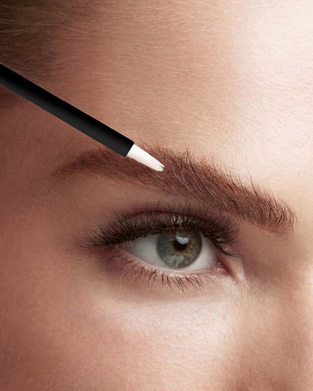 Eyebrow Renewing Serum