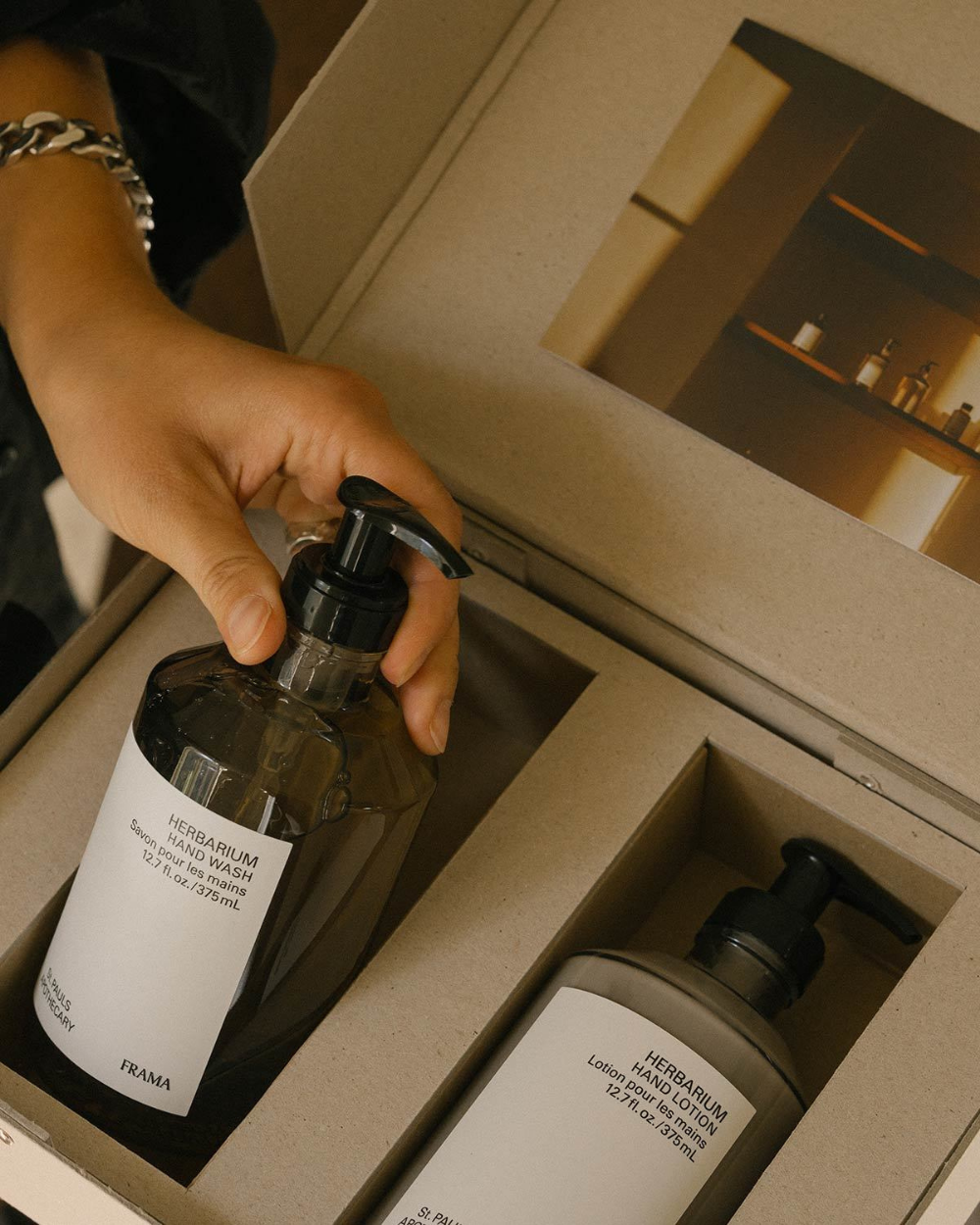 Gift Box: Hand Wash + Hand Lotion - Herbarium