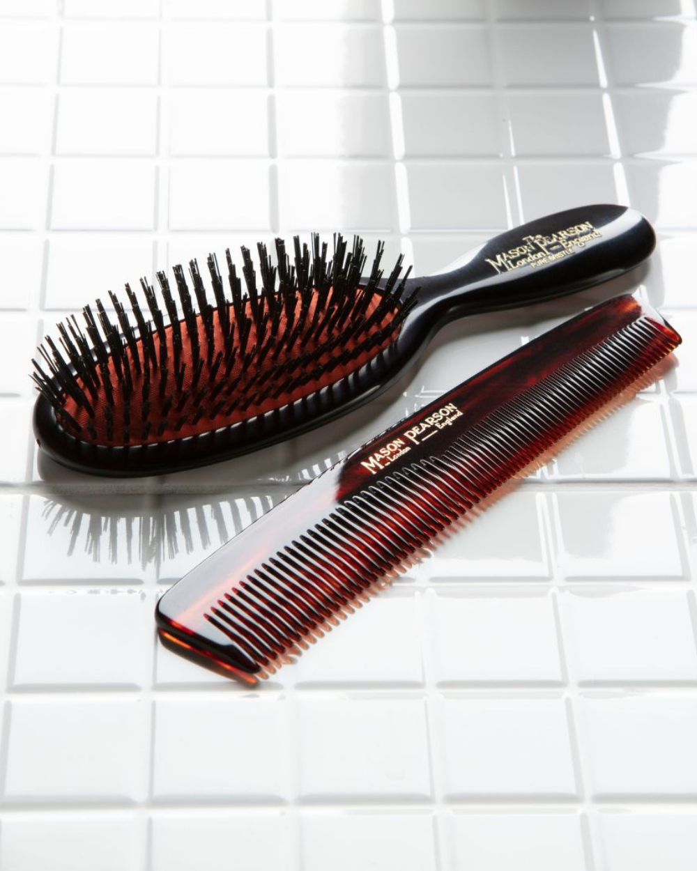 B4 - Pocket Bristle Hairbrush